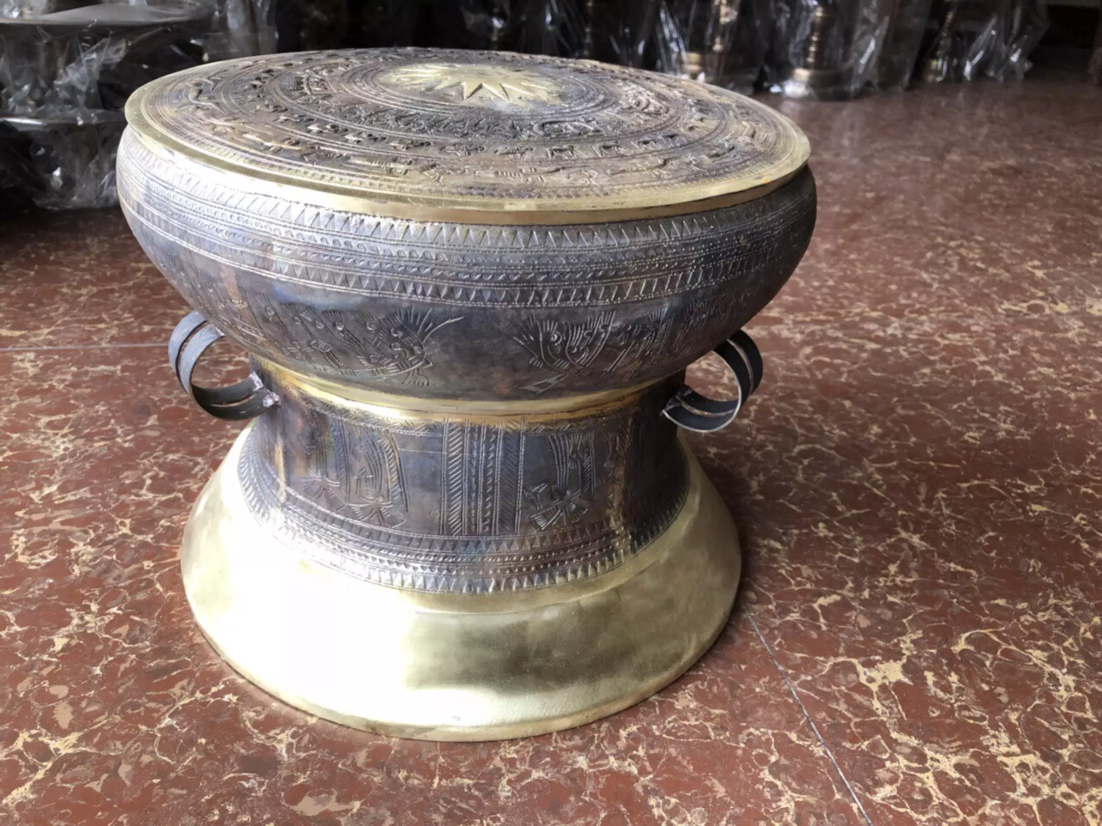 Trống đồng Đông Sơn